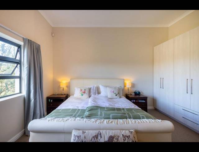 3 BEDROOM HOUSE FOR SALE IN KEURBOOMSTRAND